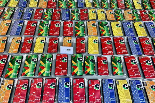 ốp điện thoại in logo công ty