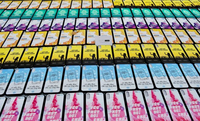 Xưởng Sản Xuất Gia Công Ốp Lưng Điện Thoại Cho Công Ty Và Doanh Nghiệp