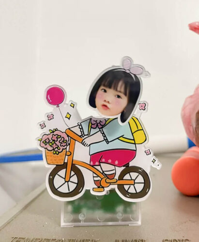Click to view full screen BABY STANDEE photo review